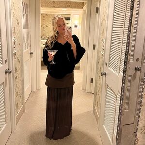 Meet your Posher, Tara